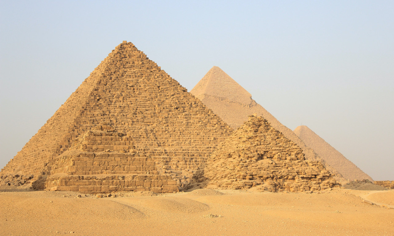 Kakvo OTKRIĆE u Egiptu: U Sahurinoj PIRAMIDI pronađene ODAJE stare oko 4.500 GODINA