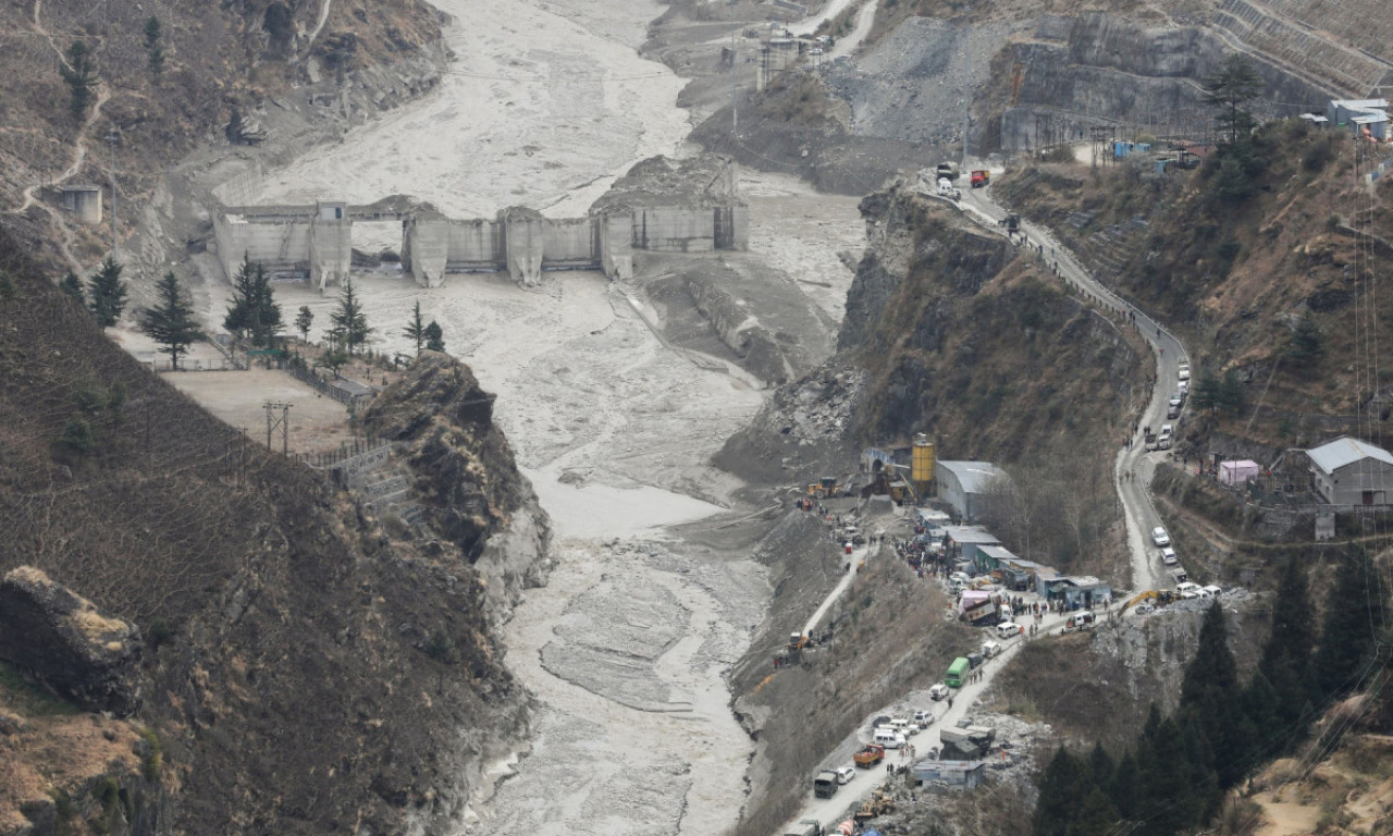 IZLILO SE GLEČERSKO JEZERO na Himalajima, u poplavama STRADALO NAJMANJE 40 LJUDI, naređena EVAKUACIJA
