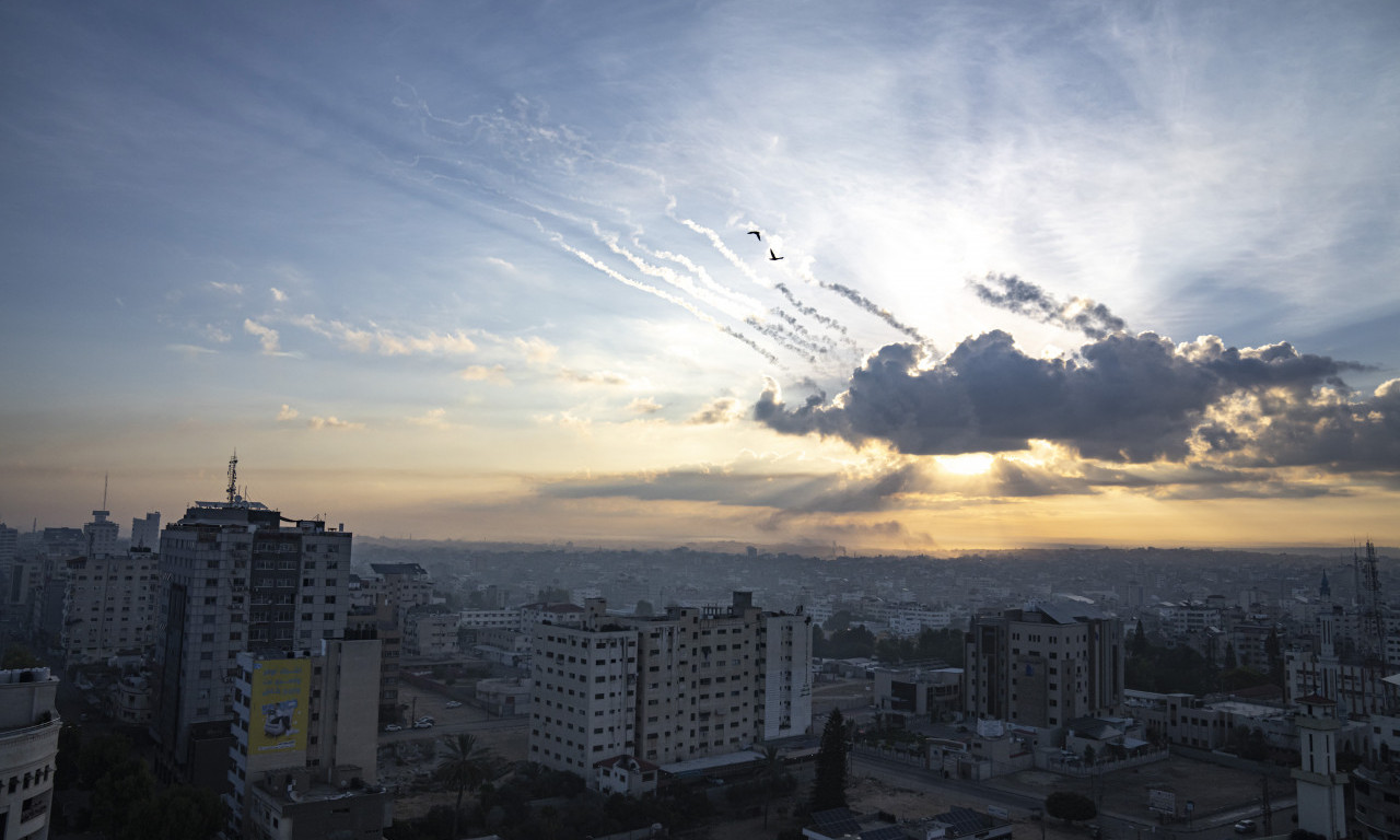 Ispod DEČJE BOLNICE u Gazi pronađen komandni centar HAMASA: Tu kriju prsluke za BOMBAŠE SAMOUBICE!