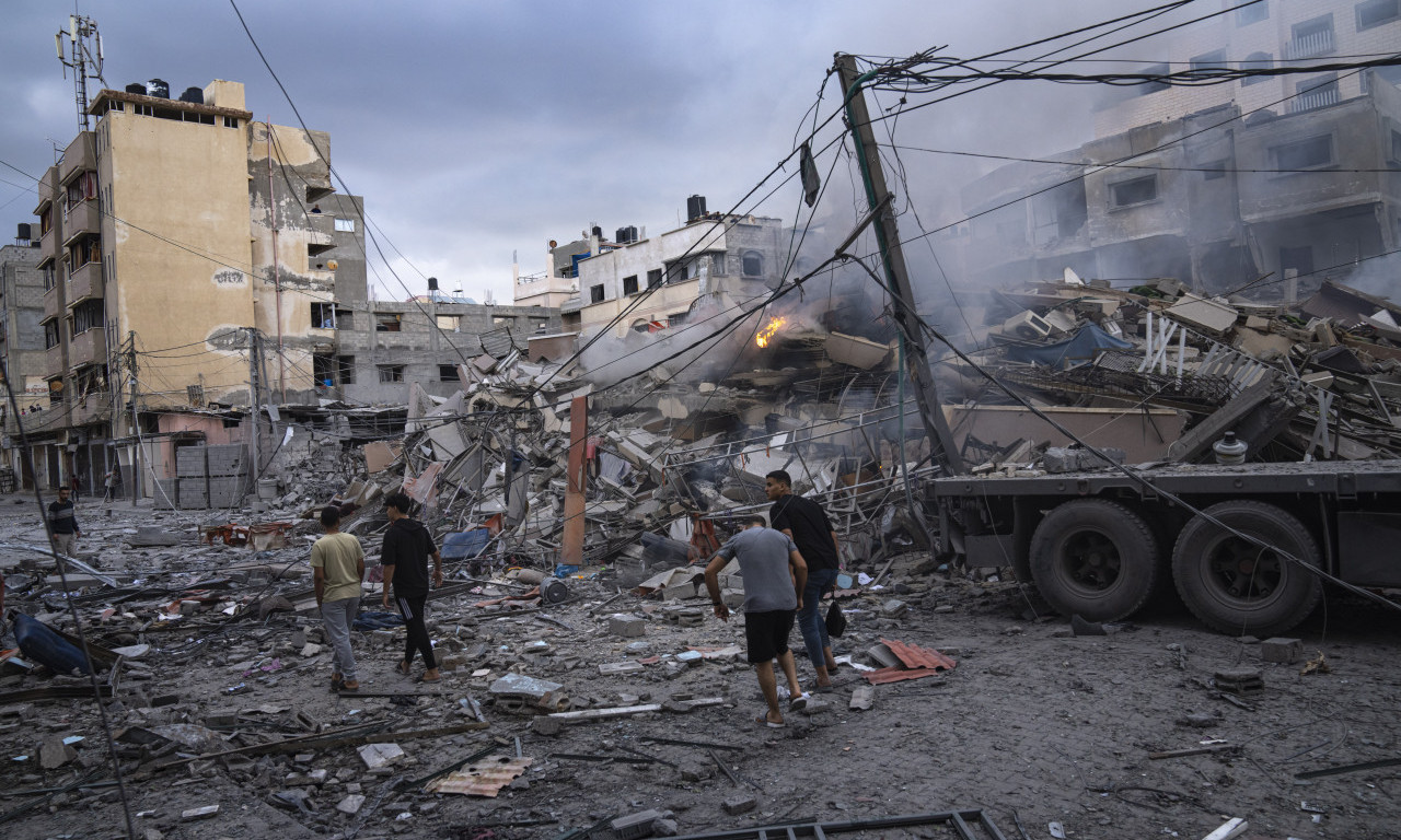 KO TU KOGA ZAŠTO I ZBOG ČEGA? Ova prepiska s društvenih mreža otkriva SVU BESMISLENOST RATOVA - OBAVEZNO PROČITAJTE