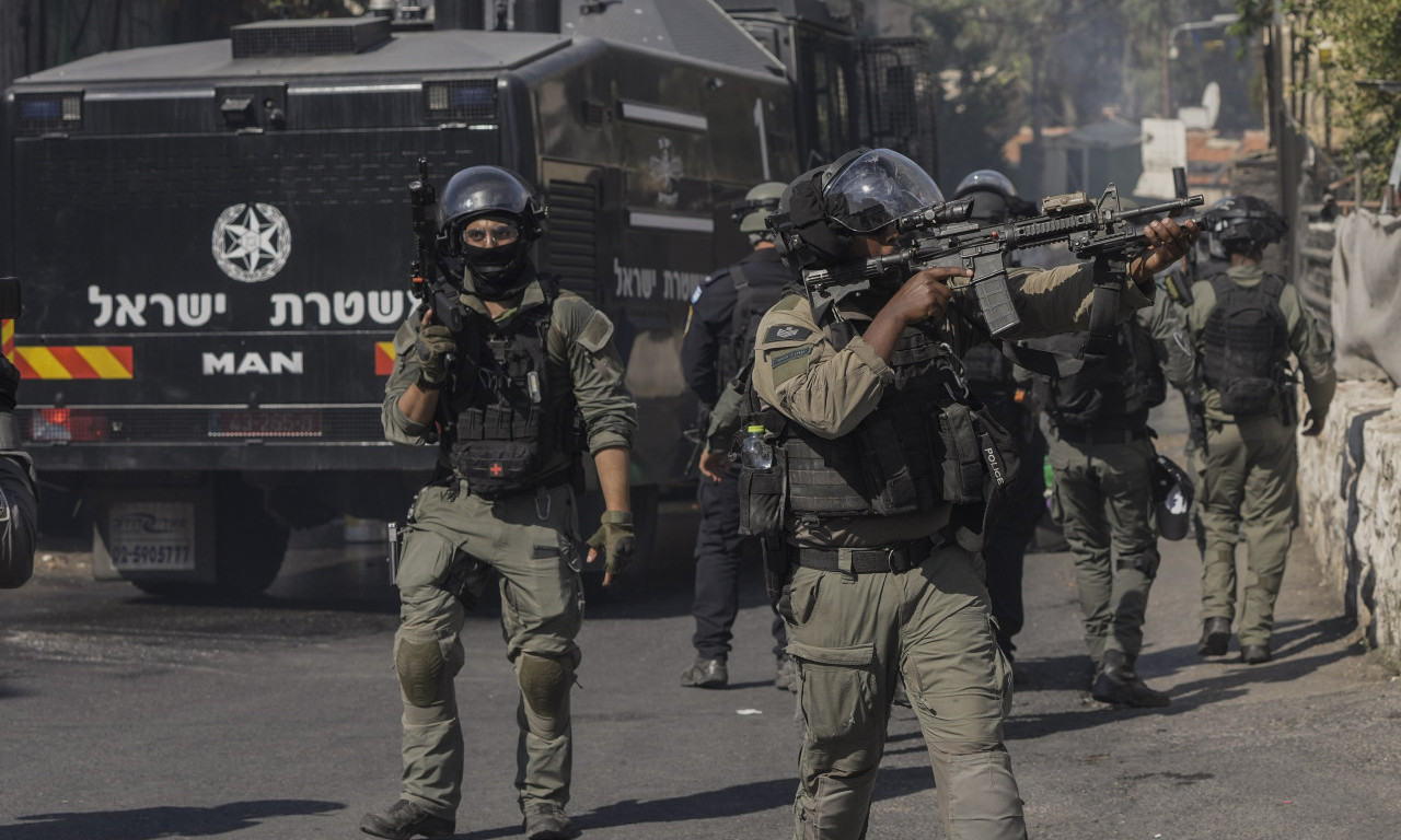 JEZIVI SNIMCI kruže društvenim mrežama: IZRAELSKI VOJNICI maltretiraju Palestince na okupiranoj ZAPADNOJ OBALI