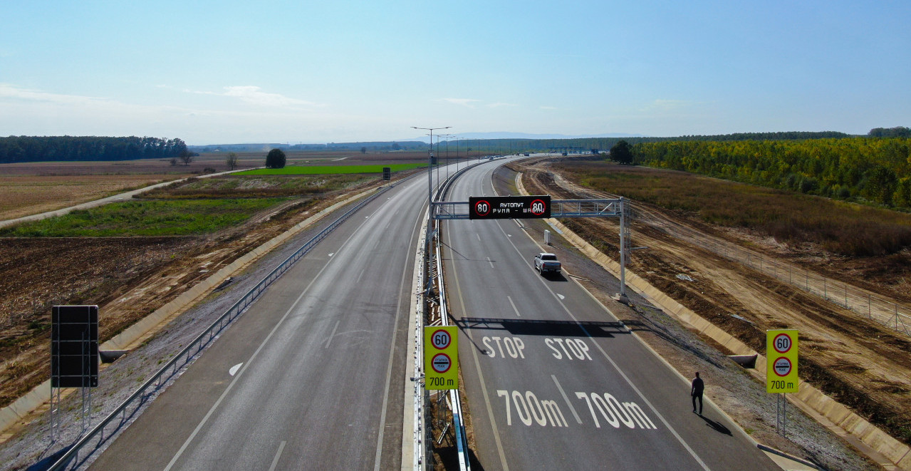Od Beograda do Šapca za samo 45 MINUTA, petlja u obliku deteline, most dug 1.300 METARA...  Auto-put spojio SREM I MAČVU