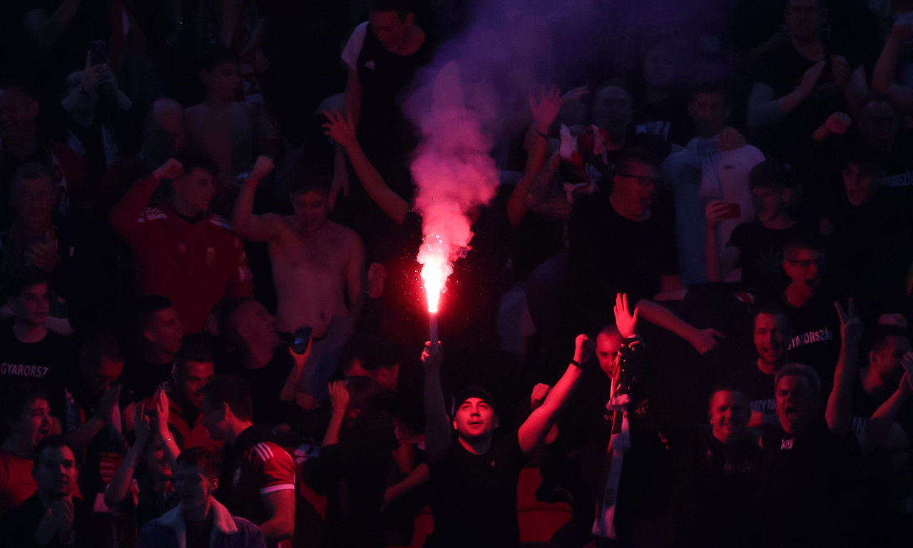 Pogledajte HAOS u Španiji! Zbog DIVLJANJA NAVIJAČA jednom DETETU ISEČENO LICE, drugo DOBILO FLAŠOM PO GLAVI (VIDEO)