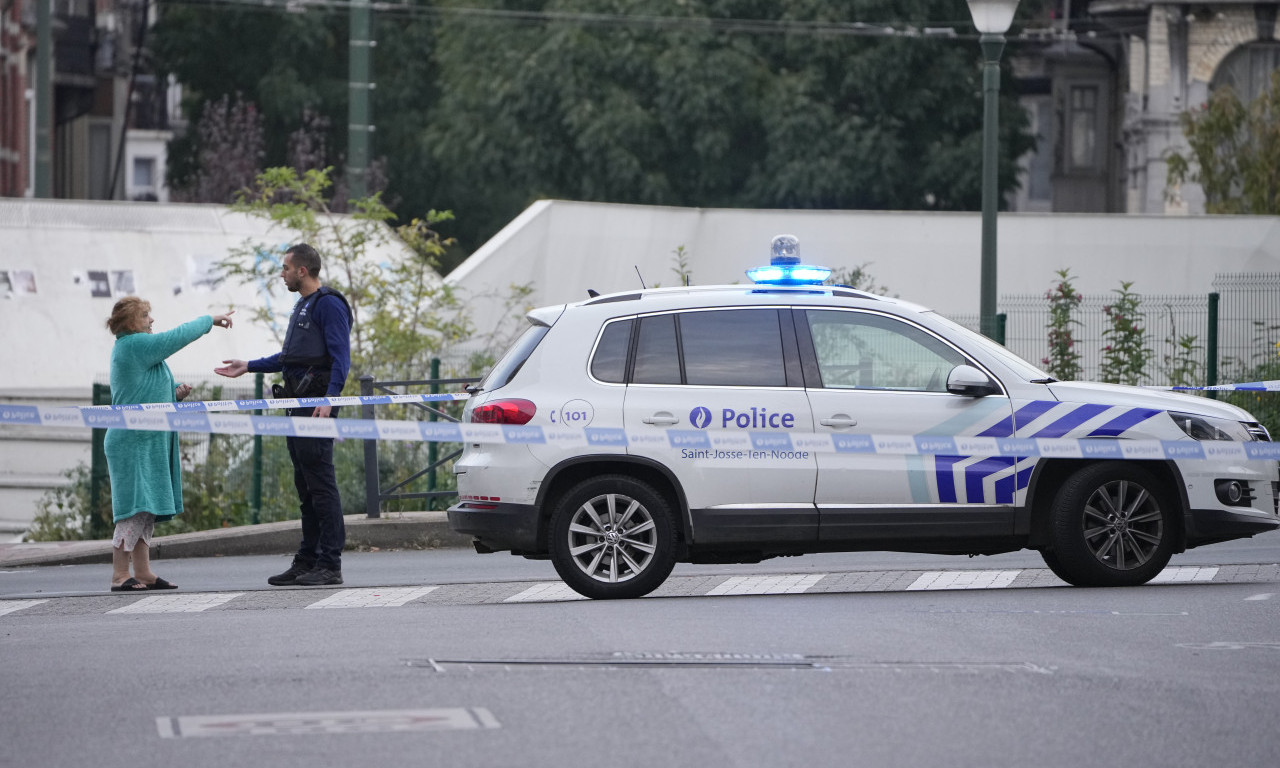 PUCNJAVA KOD EVROPSKOG PARLAMENTA Ima mrtvih! U drugom okršaju policajac upucan u glavu