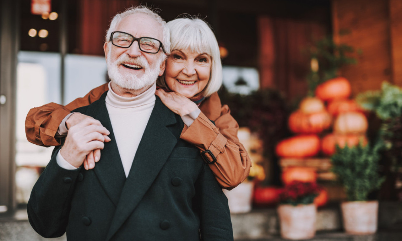 NAKON 44. GODINE SVE SE BRŽE STARI: Studije kažu - što češće ići na putovanja, to usporava starenje!