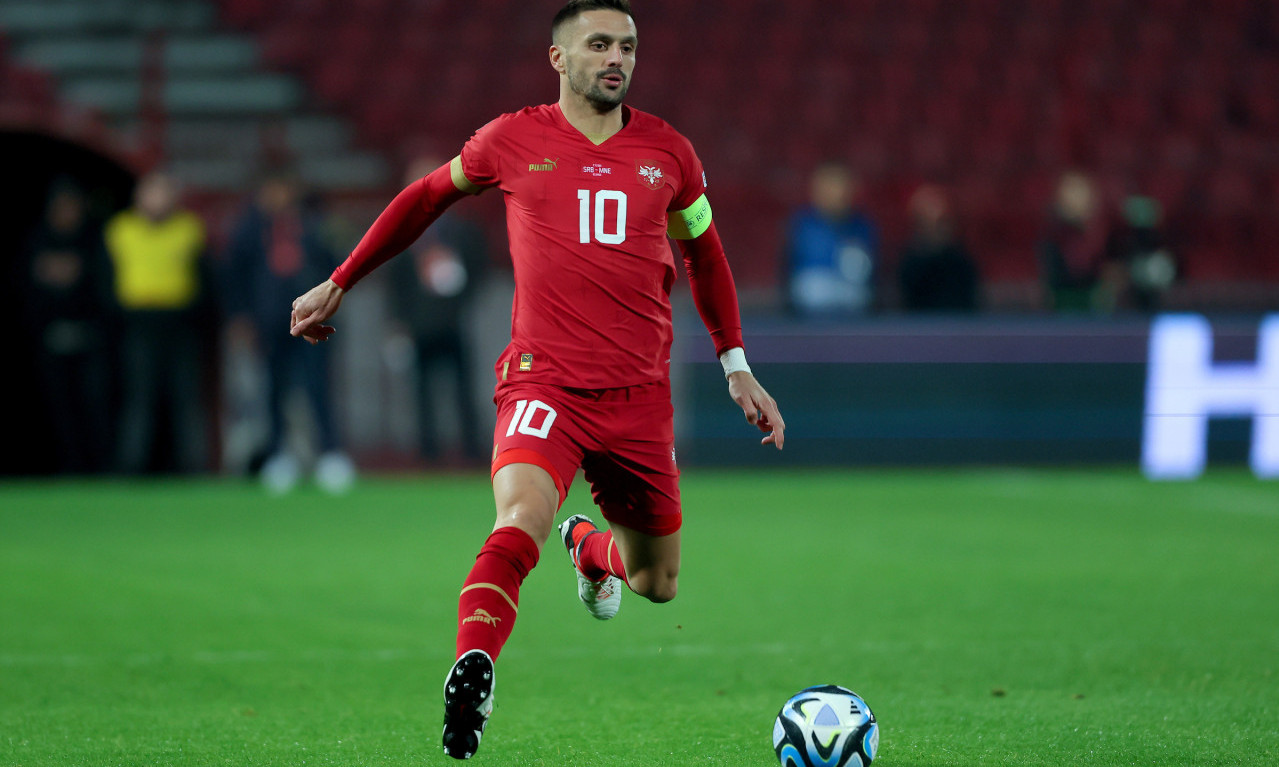 Klanja mu se i EVROPA: Dušan Tadić dobio priznanje od UEFA