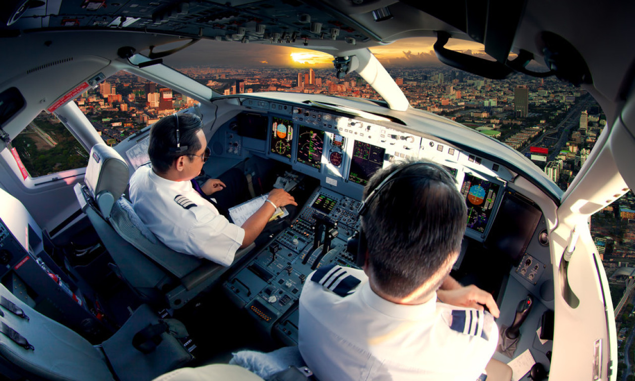 TOKOM LETA IZ DUBAIJA POSLAT SIGNAL ZA OTMICU Drama na nebu! Poznati detalji incidenta