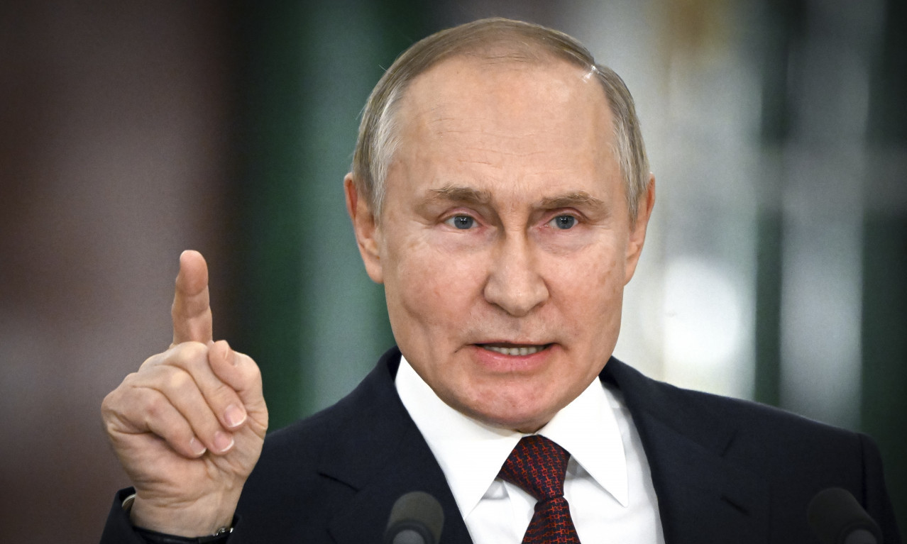 Putin: ZAPAD hoće da nas PORAZI na BOJNOM POLJU, ali sada PEVAJU DRUGU PESMU