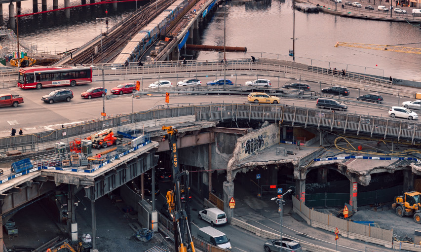 REVOLUCIJA - u Švedskoj počinje IZGRADNJA prvog ELEKTRIČNOG PUTA na svetu - on će puniti BATERIJE vozilima U POKRETU