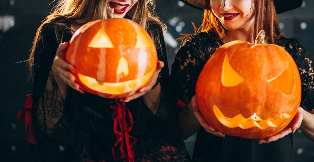 PREMIJER I MINISTRI MASKIRANI ZA NOĆ VEŠTICA Pogledajte koje likove su izabrali! Ovo svet još nije video (VIDEO)