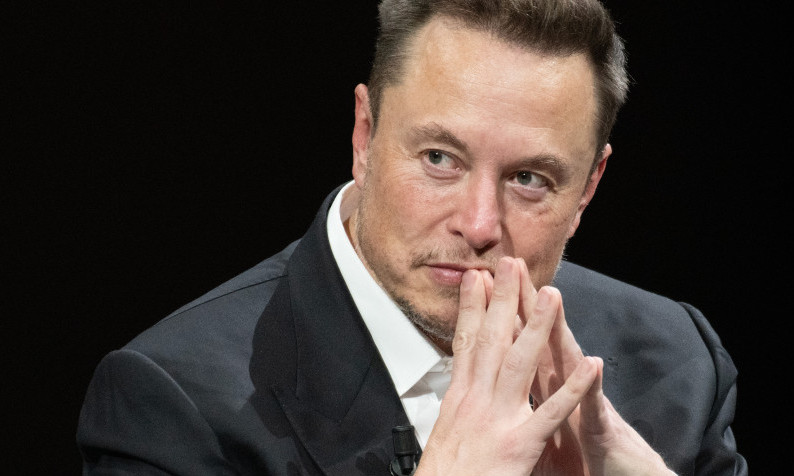 DA LI JE TESLA NA IVICI PROPASTI: Maskova ambiciozna prognoza za uspehom ipak pod rizikom?