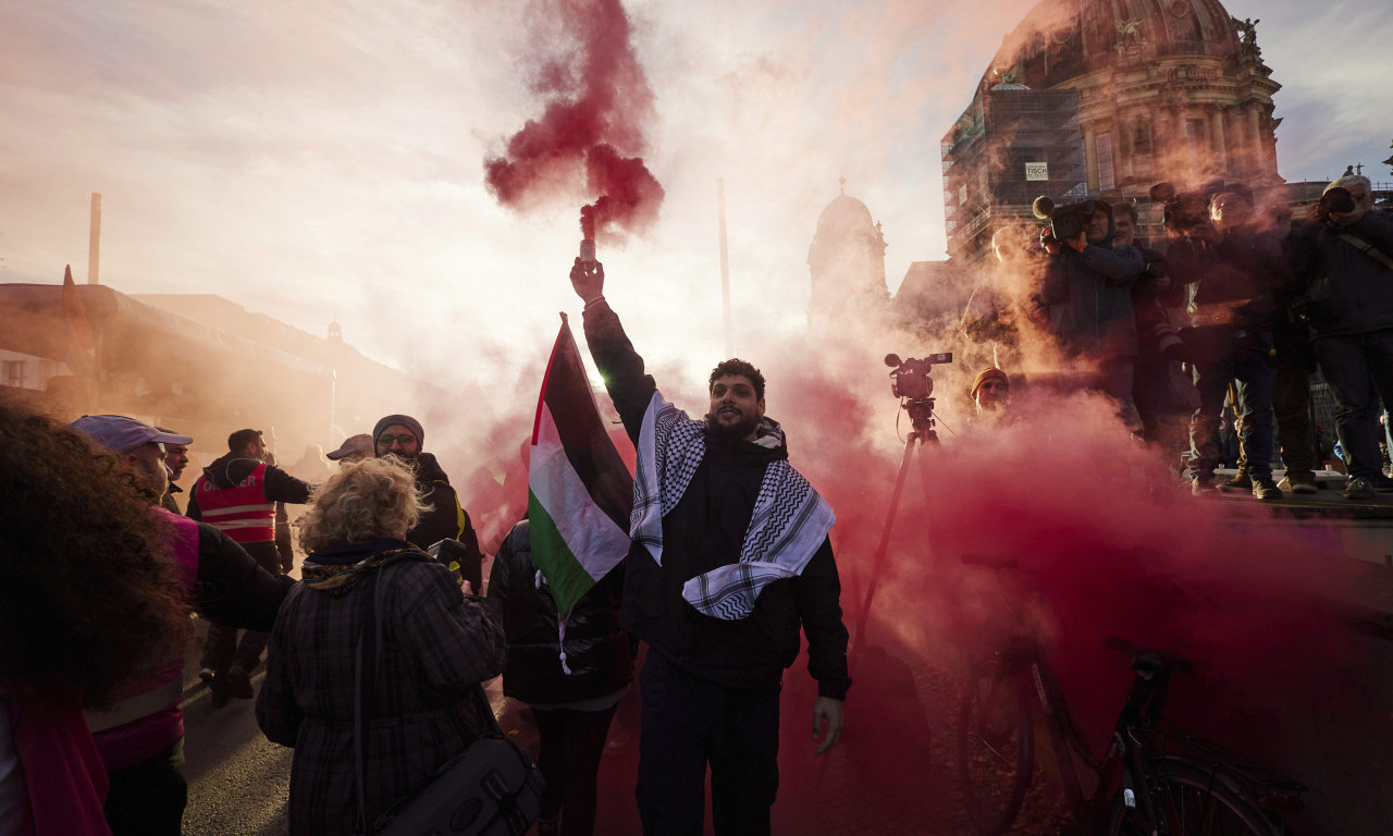 Propalestinski demonstranti izašli na ulice Berlina: Traže OBUSTAVU SUKOBA i pomoć za Gazu