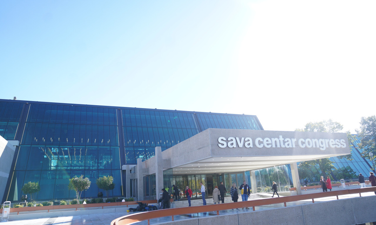 POGLEDAJTE kako izgleda renovirani SAVA CENTAR: Jedan od simbola BEOGRADA blista KAO NIKAD PRE