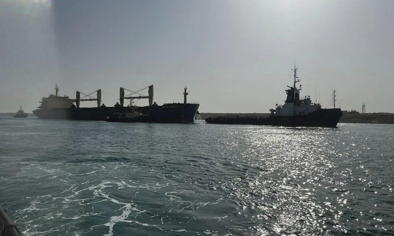 Plovila zaobilaze CRVENO MORE: Brodovi METE NAPADA, više zemalja upozorava na dešavanja u Sueckom kanalu