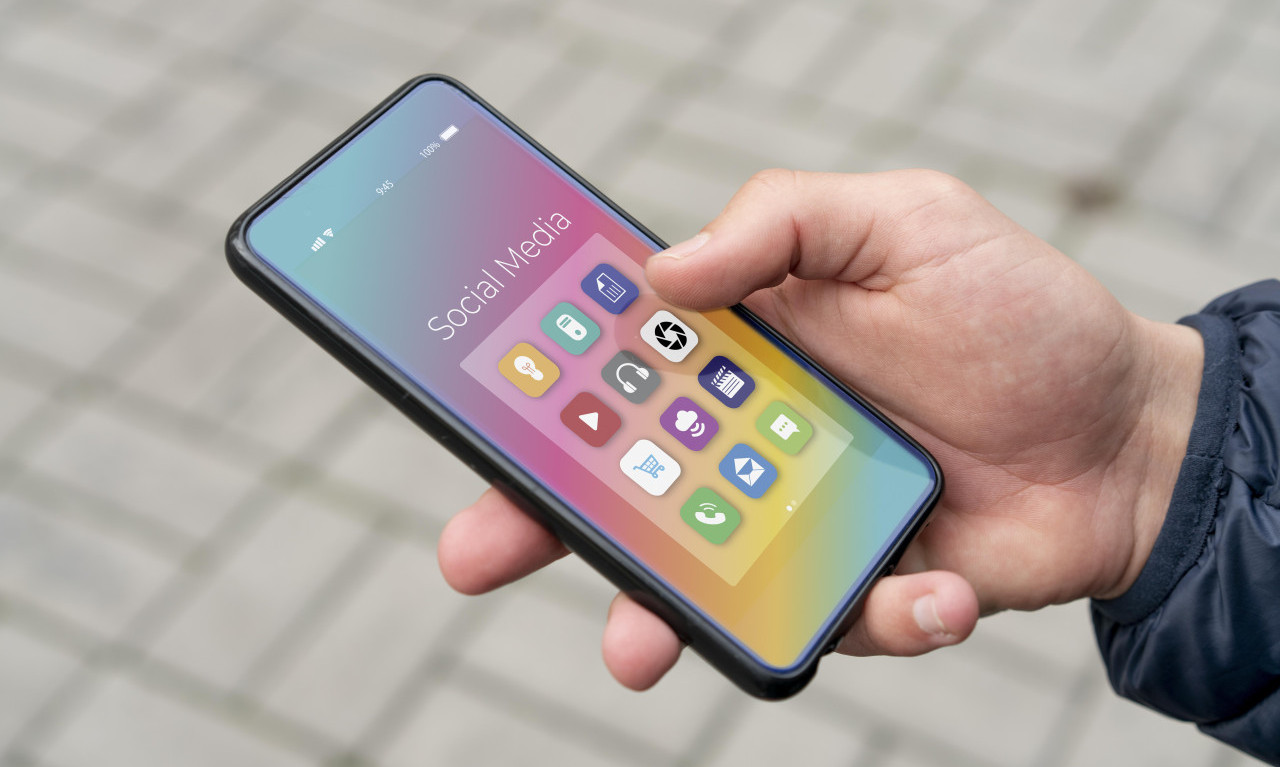 PROIZVOĐAČ ČIPOVA SAOPŠTIO DA MU JE VREDNOST AKCIJA U PADU Evo šta je uzrok tome i kakav je trend u svetu