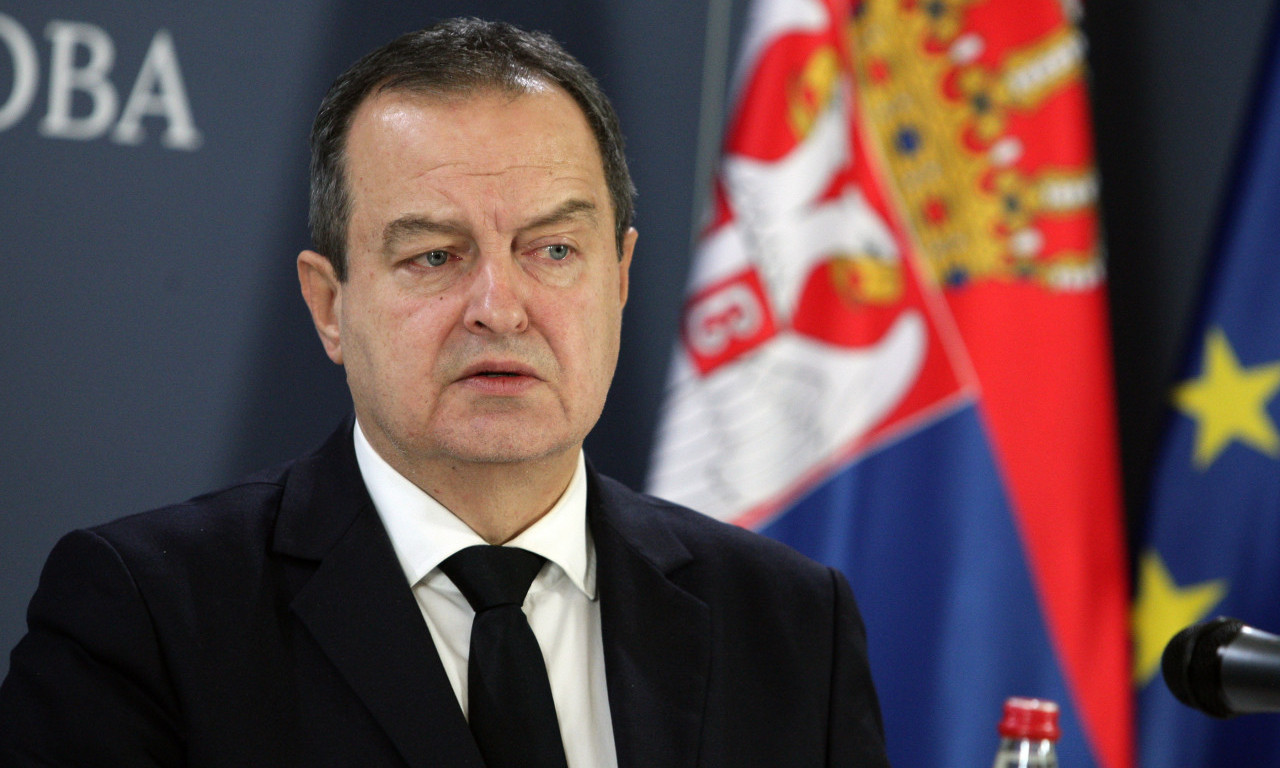 Ivica Dačić ČESTITAO NOVU GODINU svim građanima Srbije: Odoleli smo teškim IZAZOVIMA, nastavićemo putem koji DONOSI MIR