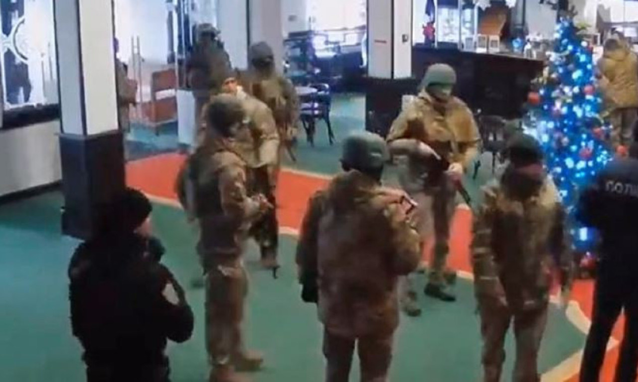 DRAMA U UKRAJINI! Službe sigurnosti po svaku cenu žele da mobilušu ljude! Skoro 20.000 muškaraca pobeglo iz Ukrajine