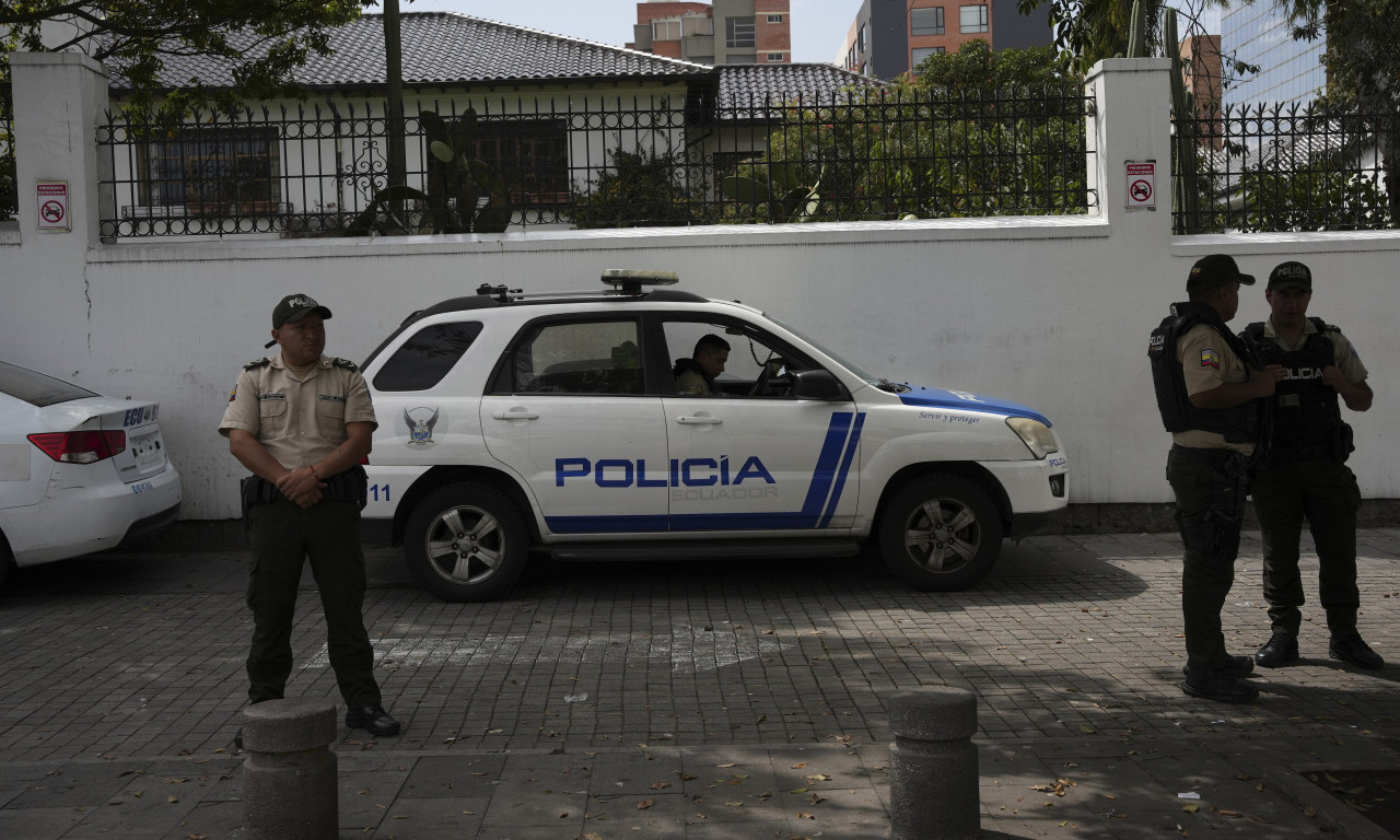 KRVAVI PIR U MEKSIKU Upali na slavlje i pucali u sve – među žrtvama i deca