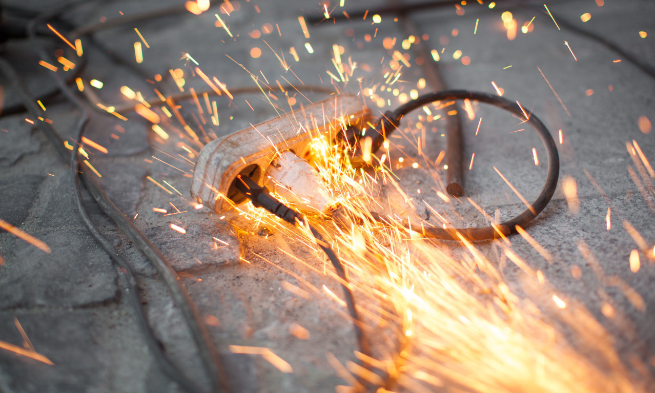 MOŽETE DA NASTRADATE ZBOG OVOG UREĐAJA Imaju ga mnogi, a i ne znaju za rizik - hitno se povlači sa tržišta! (FOTO)
