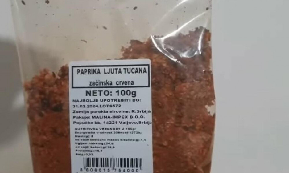 Beograđanin kupio TUCANU PAPRIKU, pa se ZGROZIO kada je otvorio kesu: Odvratno je i GMIŽE (FOTO)