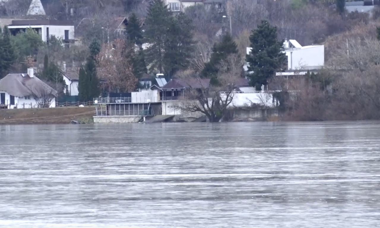OGLASILE SE SRBIJAVODE POVODOM STANJA NA VODOTOKOVIMA Opadaju vodostaji Dunava, Save, Velike Morave, a vodostaj ove reke je u stagnaciji