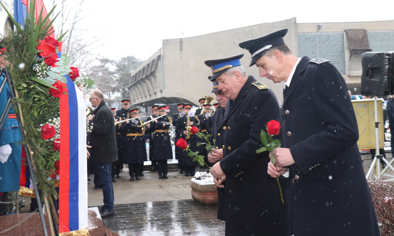 AMBASADI SAD nije problem PROSLAVA Dana Republike Srpske, već što je to SVETI STEFAN