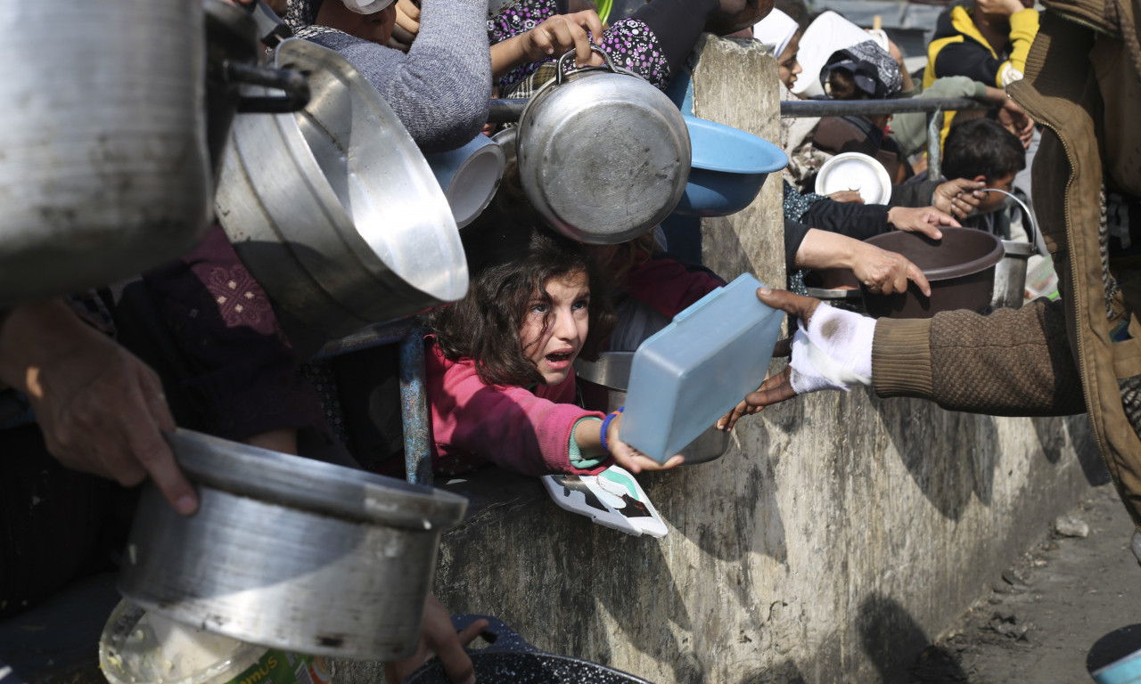 Egipat pravi kamp u slučaju da Palestinci masovno pobegnu iz Rafe