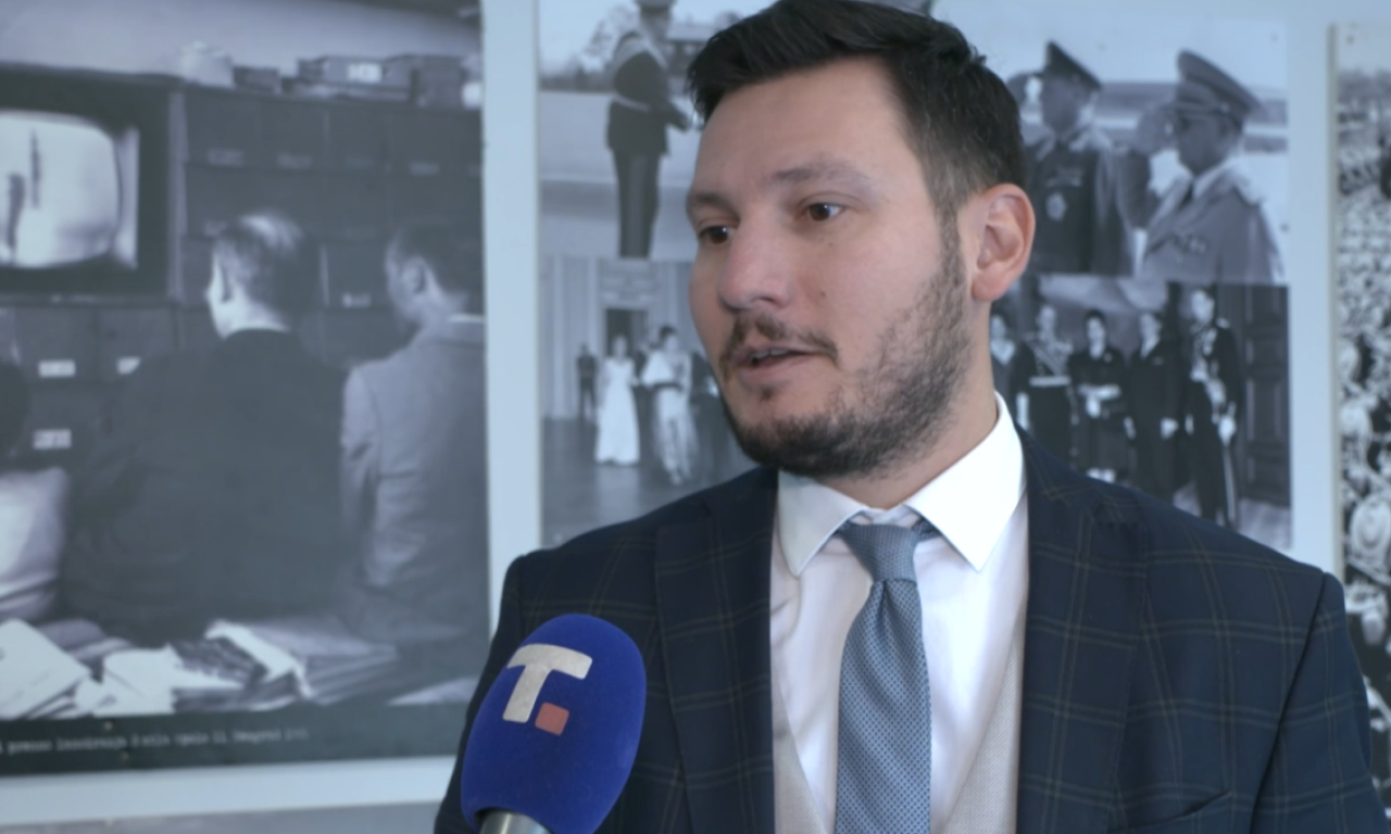 DA LI SE ĐOKIĆ SASTAO SA MARTOM KOS KAO REKTOR ILI POLITIČAR? Barac postavio ključno pitanje
