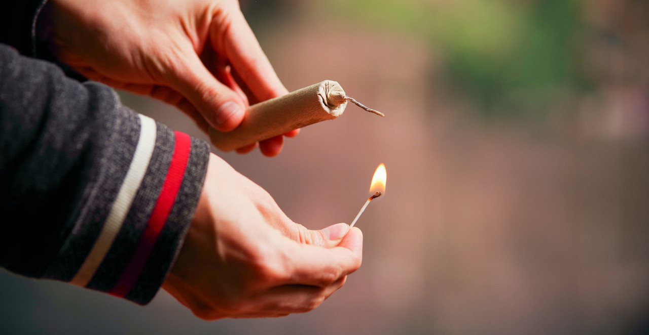 DEČAKU EKSPLODIRALA PETARDA U RUCI: Užas u Beogradu!