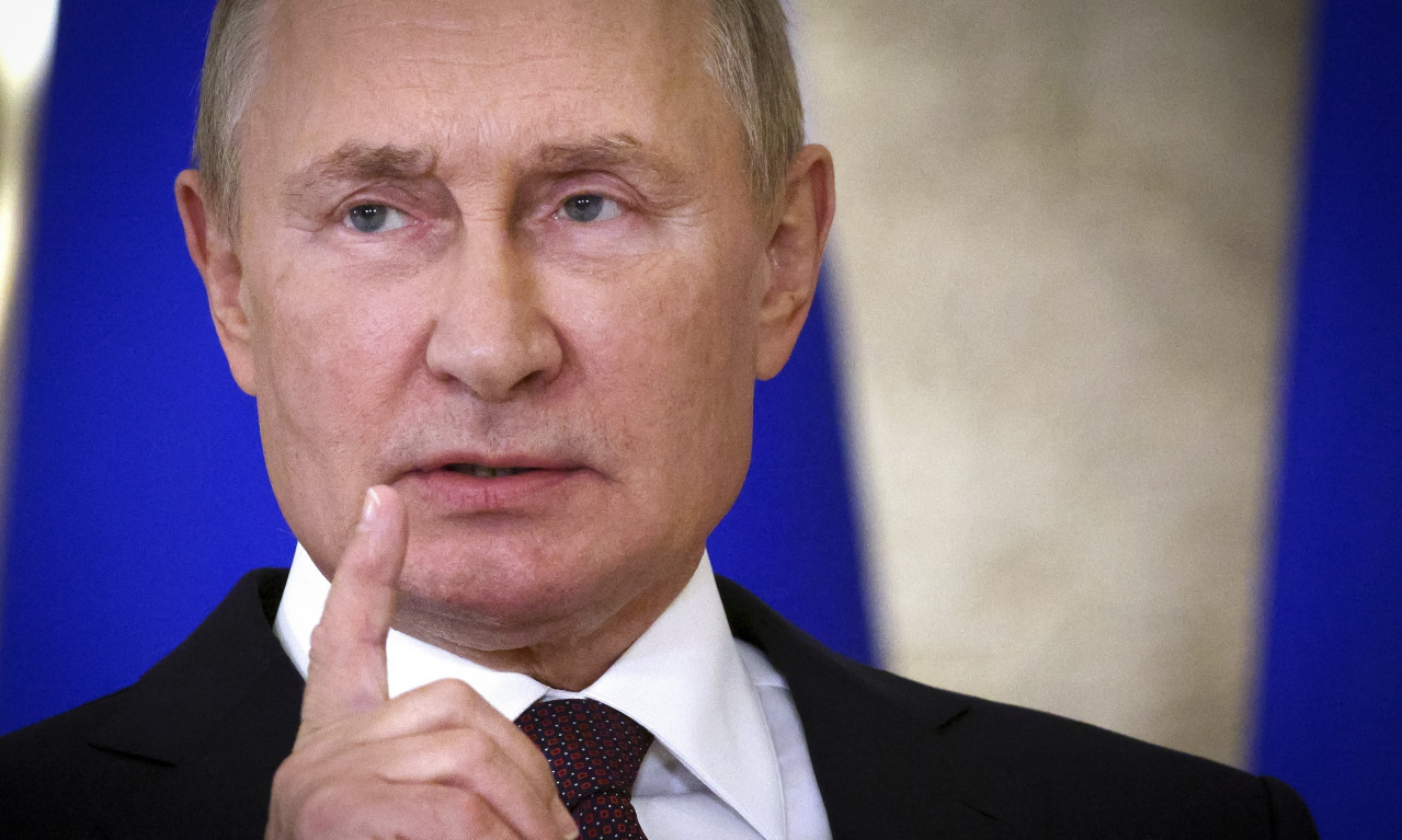Putin obećava: Građani uskoro mogu da očekuju VAKCINU PROTIV RAKA