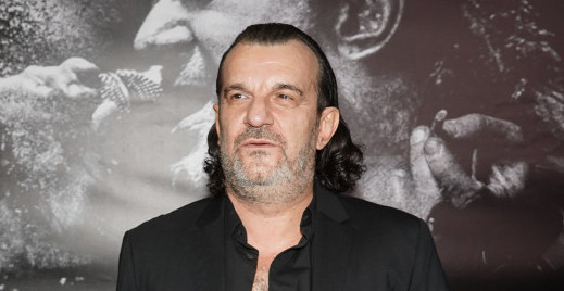 "CELU NOĆ SAM SEDEO U POLICIJSKOJ STANICI" Lukas se oglasio nakon hapšenja u Makedoniji, evo šta je sve doživeo (VIDEO)