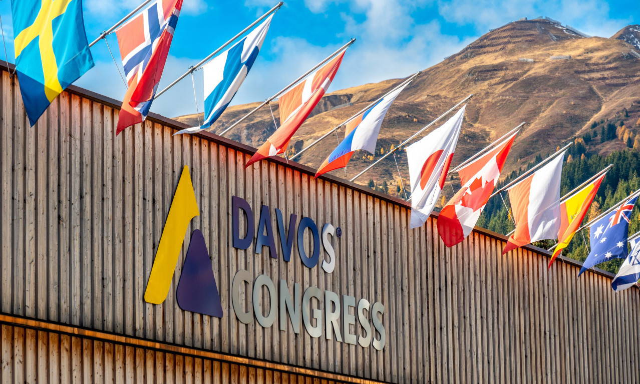 U DAVOSU je počeo Svetski ekonomski forum: Ovo su TEME koje će se RAZMATRATI i tiču se cele PLANETE, učestvuje Vučić