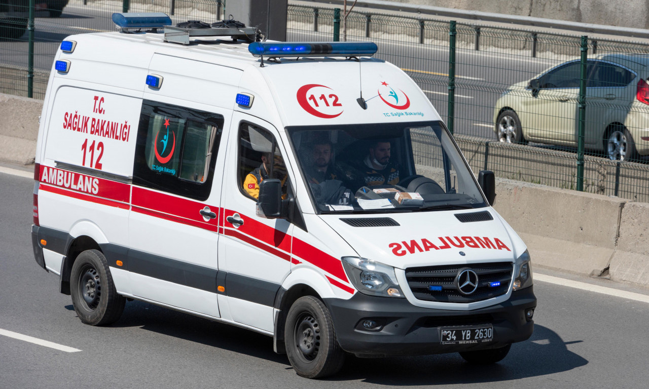 BOMBAŠKI NAPAD U ISTANBULU Ima teško povređenih!