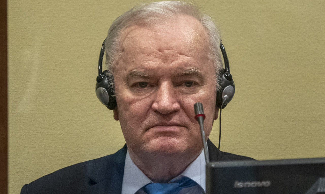 RATKO MLADIĆ DOŽIVEO MOŽDANI UDAR Sin otkrio: "U jako teškom je stanju"