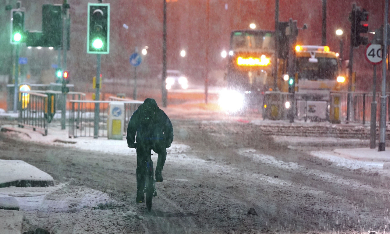 SNEŽNA OLUJA USRED APRILA Napadaće i do 10 centimetara snega! Milione čeka temperaturni šok