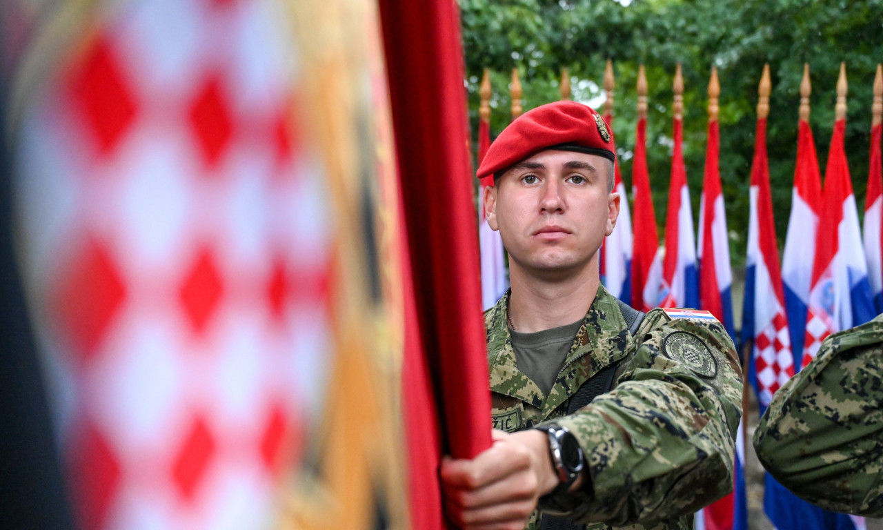HRVATSKA UVODI OBAVEZNI VOJNI ROK POSLE DVE DECENIJE Ko ne želi u regrute ima još jednu opciju