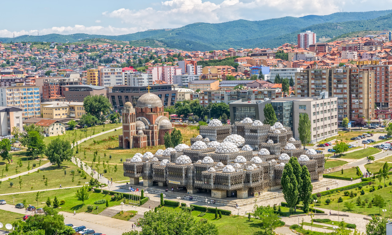 ČLANICA EU UPOZORAVA NA OPASNOST U PRIŠTINI: Poziva svoje državljane da se paze zbog ove stvari!