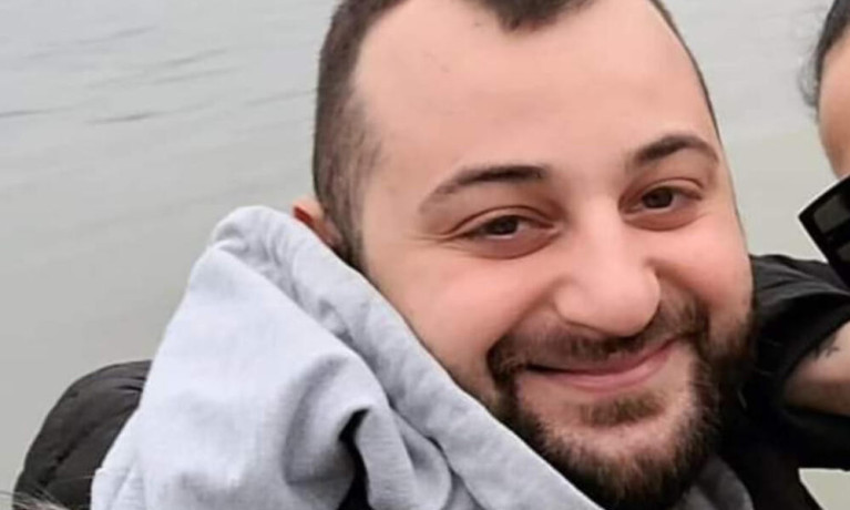 DUŠKO KRENUO DA PLIVA ZA ČASNI KRST, PA SLETEO U DUNAV! Dve godine od tragedije, reči njegove majke teraju suze na oči