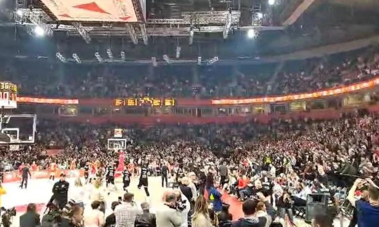 INCIDENT U ARENI! DELIJE POGODILE ŽENU ZA ZAPISNIČKIM STOLOM! Tenzije na večitom derbiju