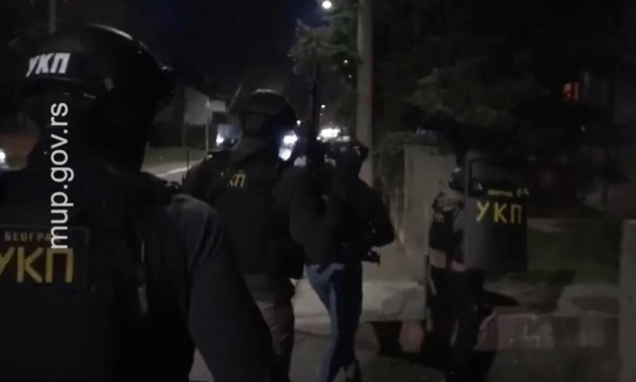 PRVI SNIMCI VELIKE AKCIJE UKP: Ovako su pohapšeni osumnjičeni za UBISTVO NAVIJAČA u BORČI (VIDEO)