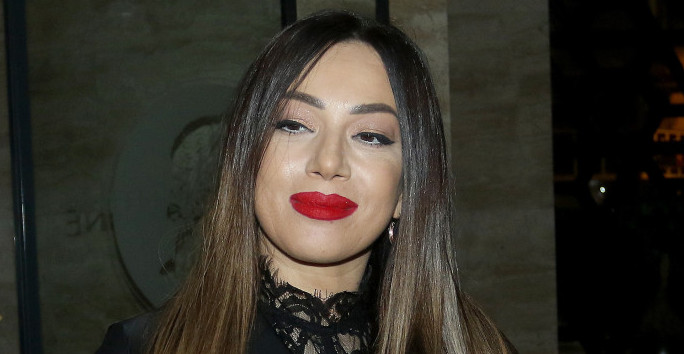 JADRANKA BARJAKTAROVIĆ OVAKO DANAS IZGLEDA: Pojavio se snimak nastupa pevačice kojoj je bio zabranjen ulazak u Srbiju (VIDEO)