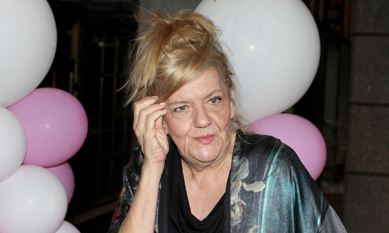 KUMA PODELILA NIKADA VIĐENU FOTOGRAFIJU MARINE TUCAKOVIĆ: „Nedostaješ... mnogo... mnogo“ (FOTO)