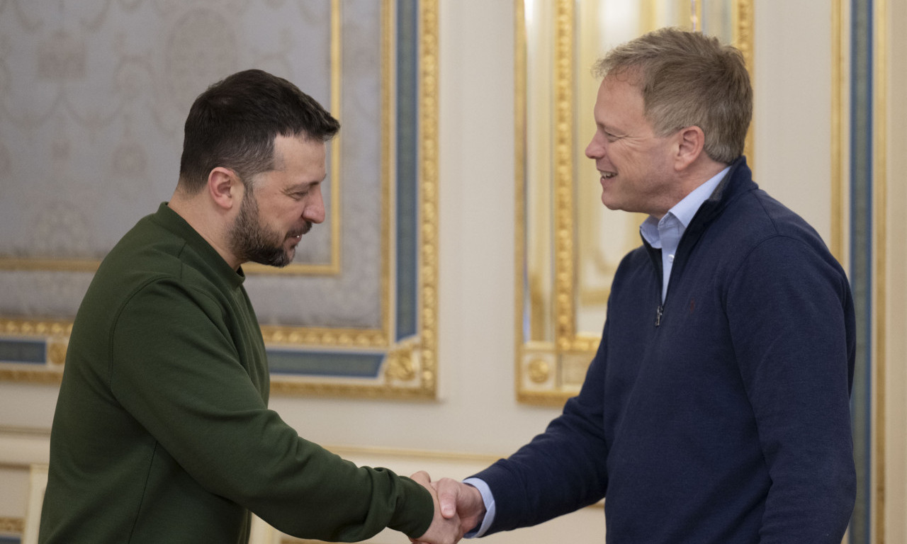 Grant Šaps posetio Kijev! Britanija POVEĆAVA izdvajanja za DRONOVE za Ukrajinu za 146 miliona evra