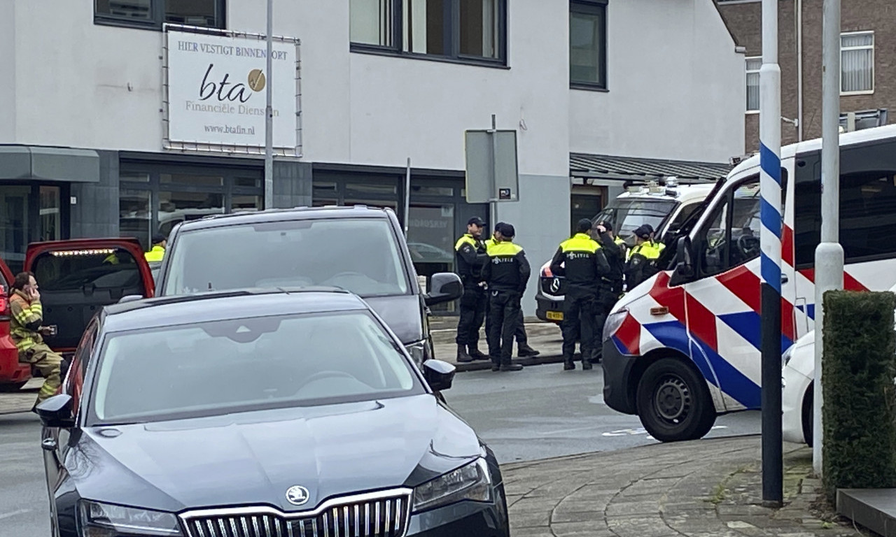 Okončana TALAČKA KRIZA u kafiću u Holandiji: Uhapšen muškarac posle 7 sati PANIKE i PREGOVORA