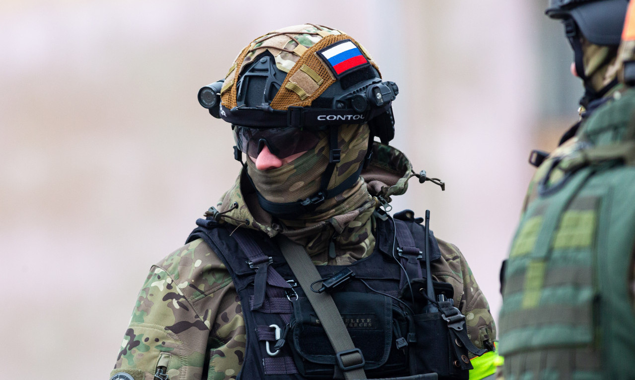 UČENIK HTEO DA BACI BOMBU U ŠKOLI Na telefonu imao uputstvo i jezive poruke! Sprečen teroristički napad u Donjecku