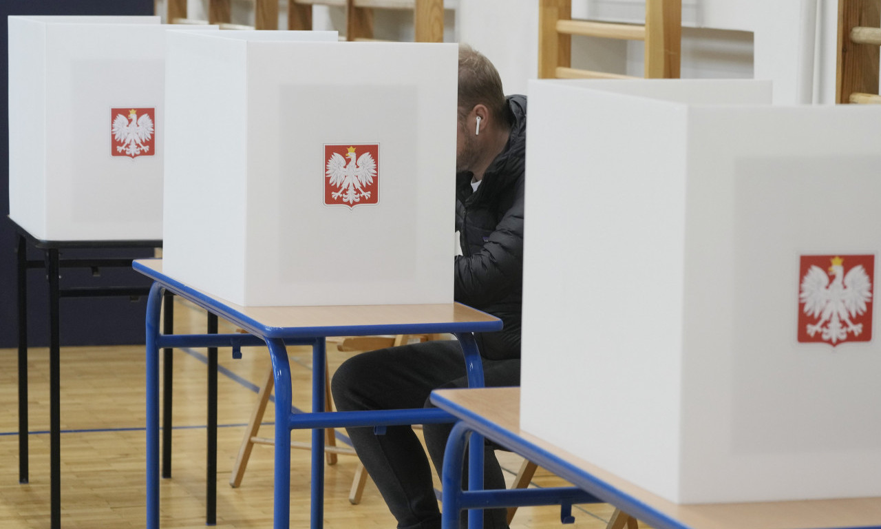 U Poljskoj se danas održavaju lokalni izbori: Proevropska struja i KONZERVATIVCI ODMERIĆE SNAGE