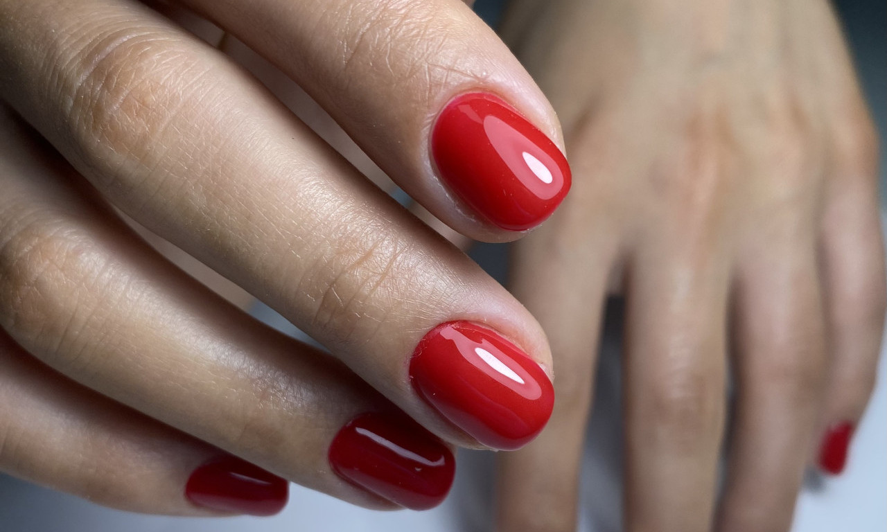 Modni eksperti kažu da su OVI NOKTI TOTALNI HIT: Ako želite da budete primećene, izaberite njih i tu nema greške!