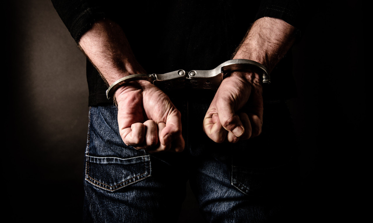 DROGIRALI SE NA PARKINGU U NIKŠIĆU Diler izašao iz zatvora, pa nastavio po starom...Podgoričanka pozitivna na kokain