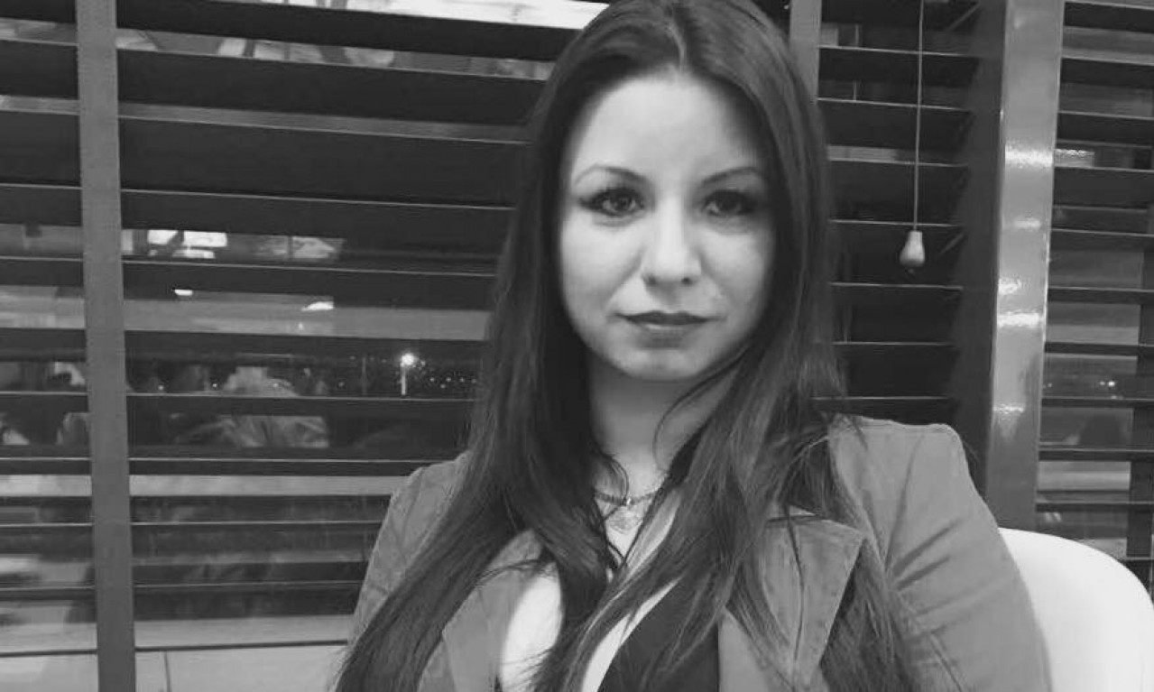 Pevačica izgubila bitku sa opakom bolešću: Harijeta preminula u bolnici u Smederevu
