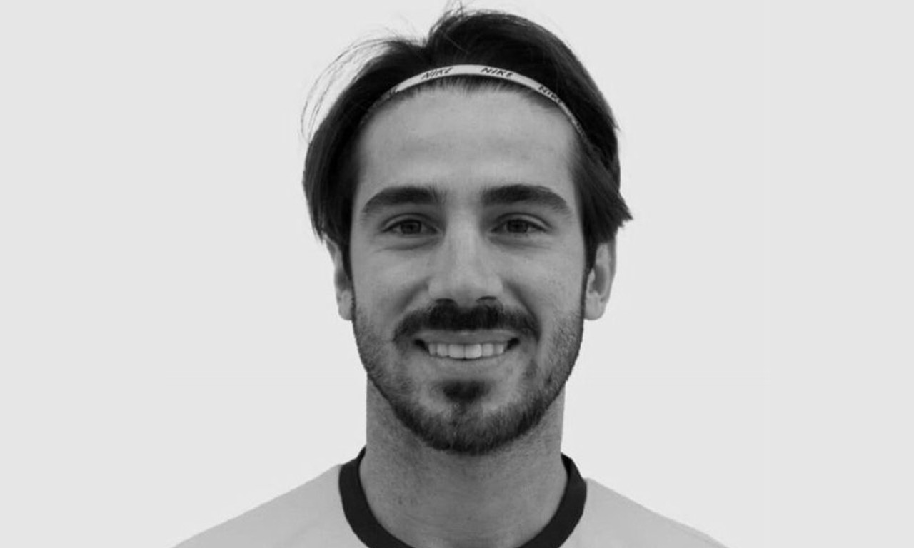 TRAGEDIJA USRED MEČA! Italijanski fudbaler (26) PREMINUO na terenu